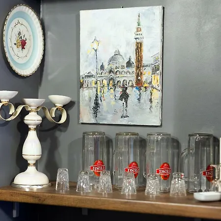 Апартаменти Delux Leopolli Near Shopping Mall Forum Львів