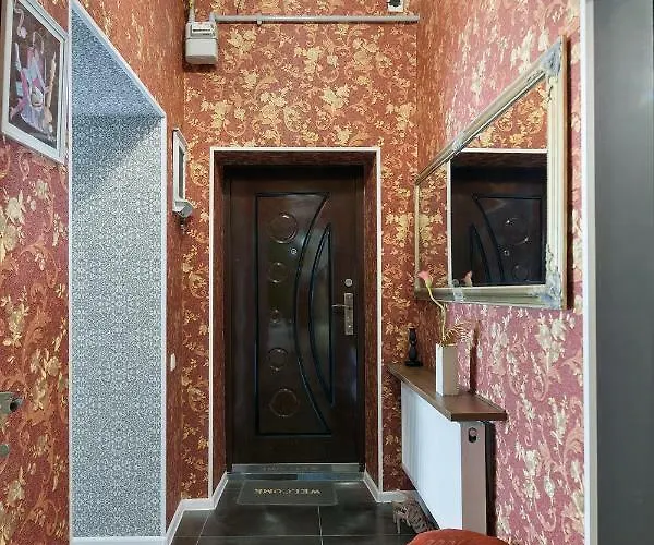 Delux Leopolli Near Shopping Mall Forum Διαμέρισμα