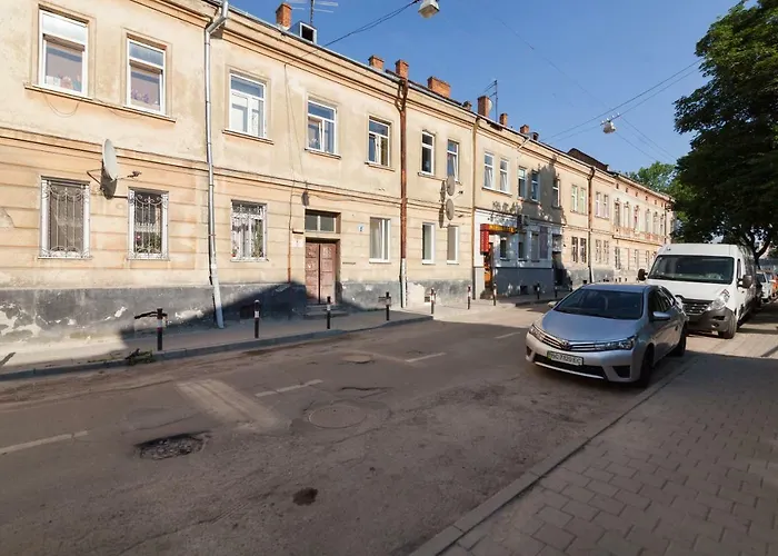 Daire Delux Leopolli Near Shopping Mall Forum Lviv