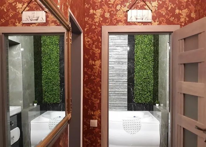 Delux Leopolli Near Shopping Mall Forum Daire Lviv